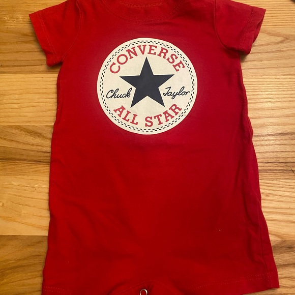 (2) Converse Chuck Taylor outfits - Picture 1 of 2